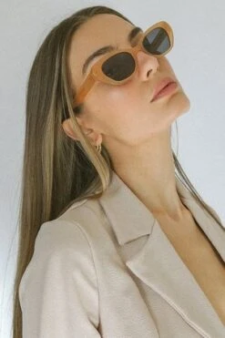 Raie EyewearBAMBI SUNGLASSES - Transulecent Honey.