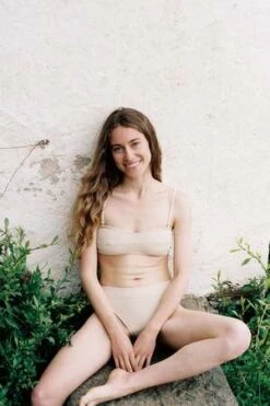 Clō StoriesLucia Textured Bandeau Top - Sand