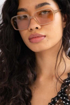 Raie EyewearTAROT SUNGLASSES - Mauve